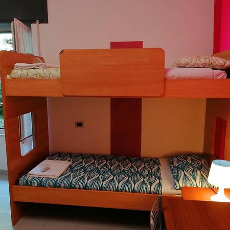 Perla Del Levante Hostel Framura Phòng bức ảnh